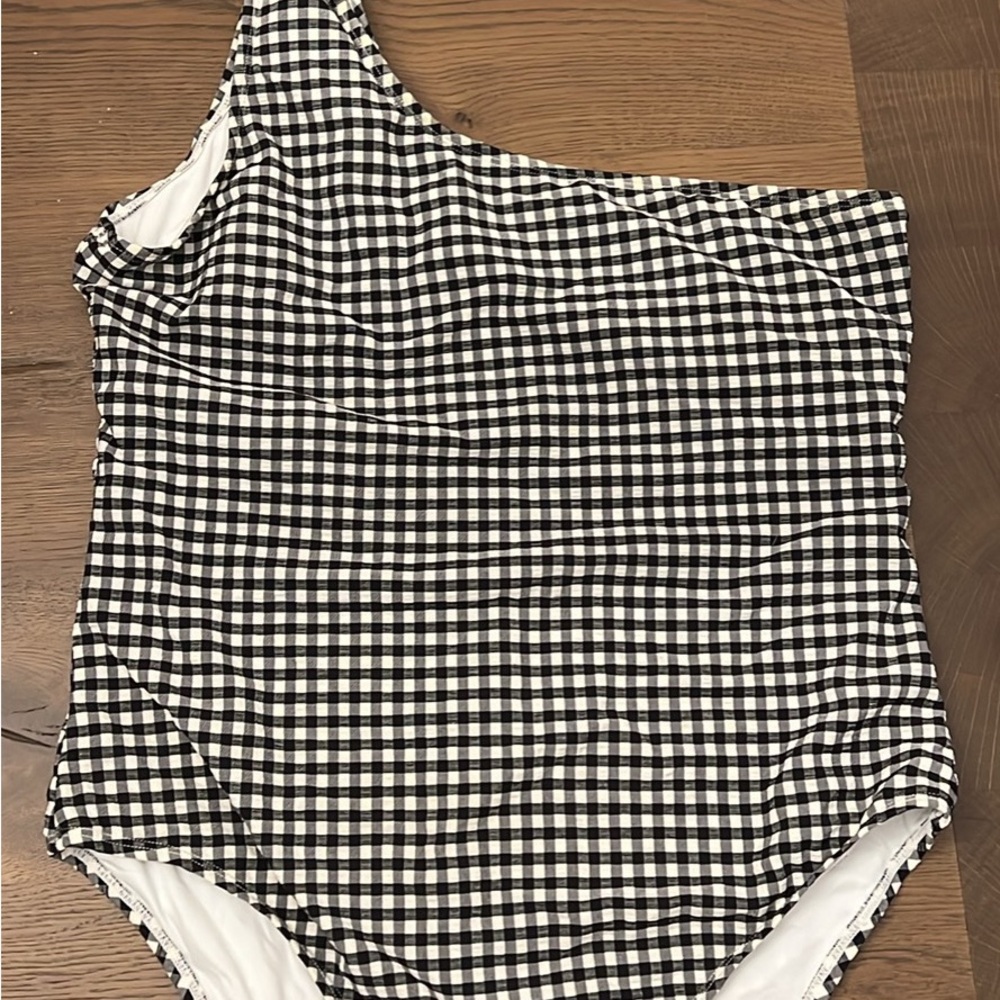 Andie Black and White One Piece Swimwear